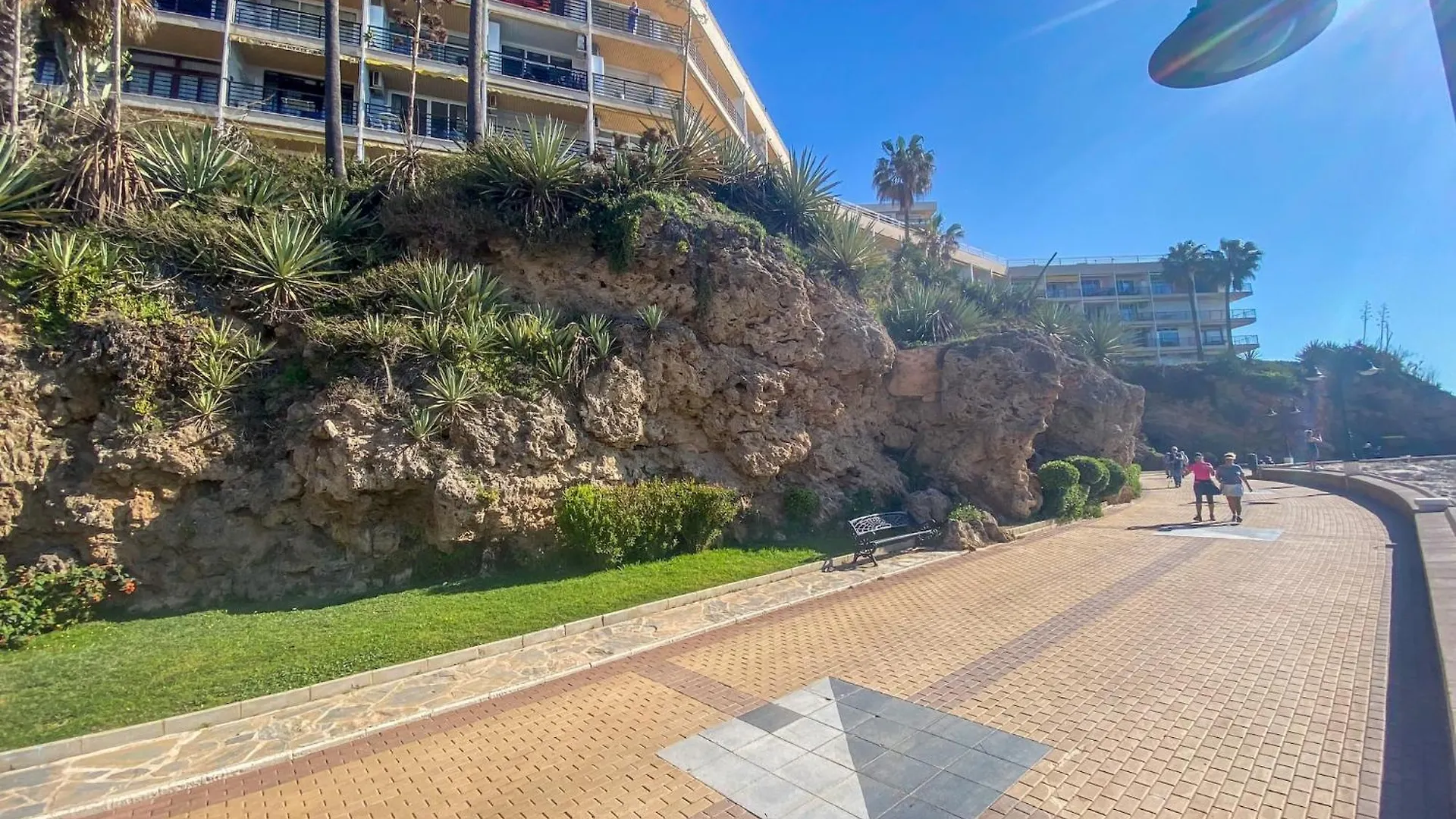 Sea-View Apartment Near La Carihuela Torremolinos Spanje